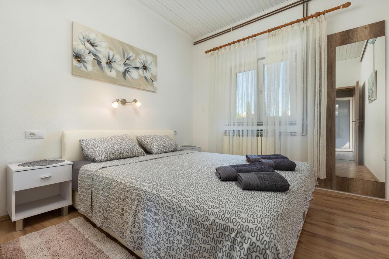 Apartments Elita Rovinj Exterior photo