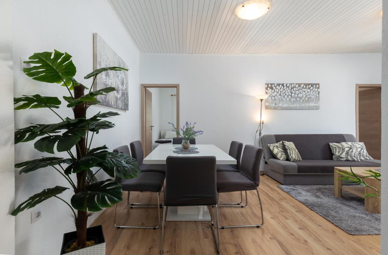 Apartments Elita Rovinj Exterior photo