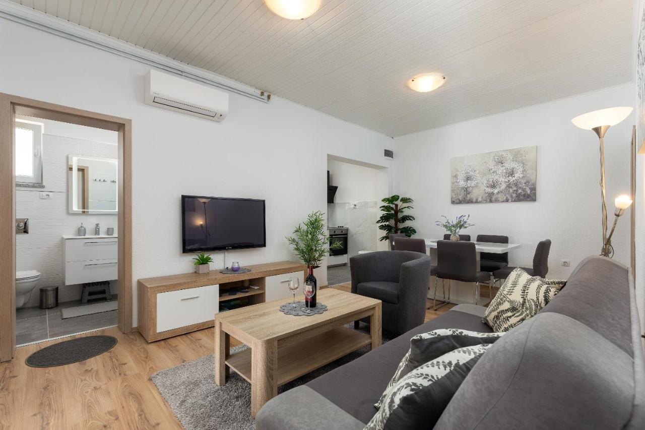 Apartments Elita Rovinj Exterior photo