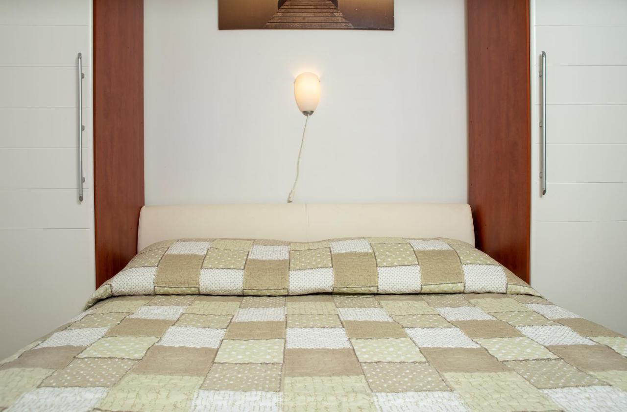 Apartments Elita Rovinj Exterior photo